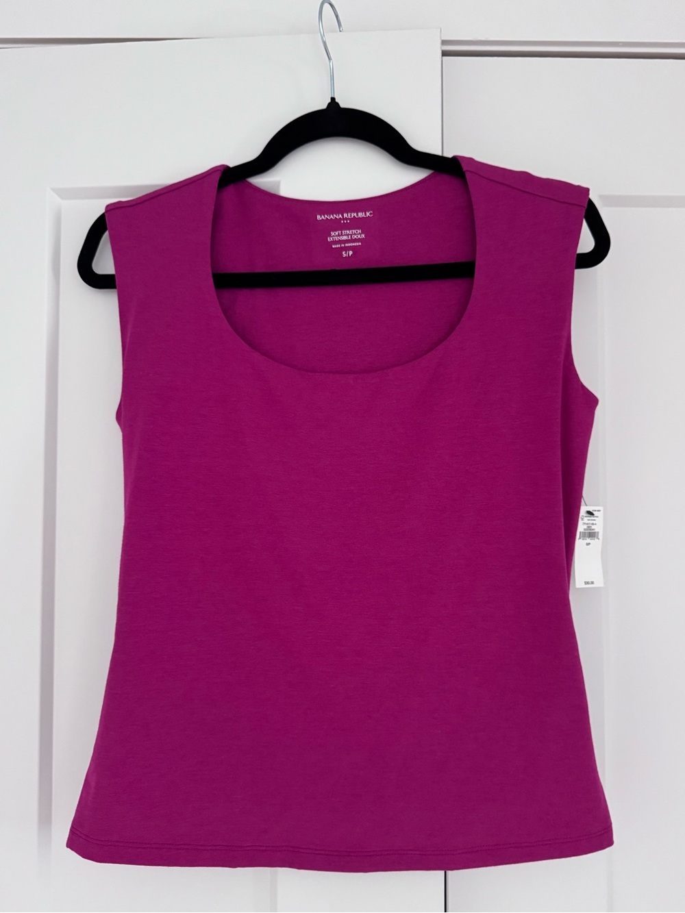 Banana Republic Scoop-Neck Soft Stretch Top – Magenta – Size S